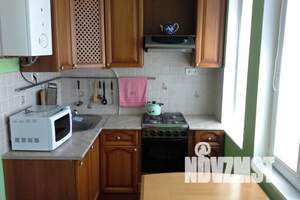 1-к квартира, посуточно, 44м2, 3/3 этаж