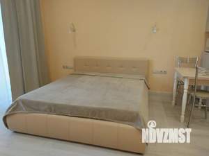 Студия квартира, посуточно, 38м2, 6/7 этаж