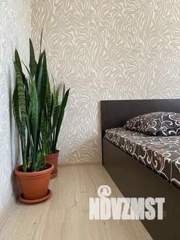 2-к квартира, посуточно, 40м2, 1/2 этаж