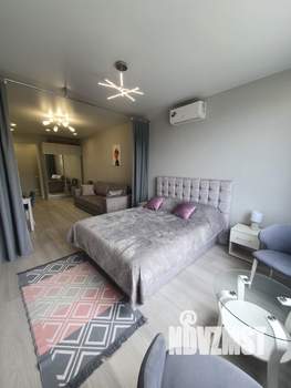 Студия квартира, посуточно, 40м2, 12/18 этаж