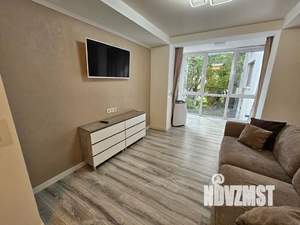 Студия квартира, посуточно, 40м2, 1/3 этаж