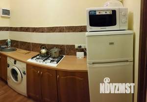 2-к квартира, посуточно, 40м2, 3/3 этаж