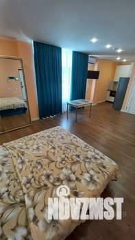 Студия квартира, посуточно, 37м2, 4/7 этаж