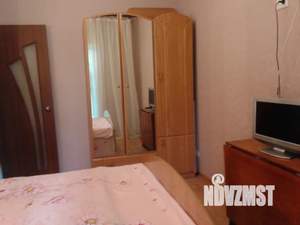 2-к квартира, посуточно, 37м2, 1/3 этаж