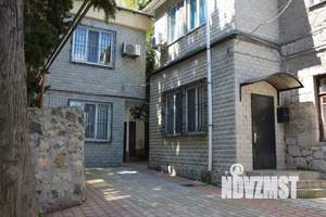 2-к квартира, посуточно, 57м2, 1/2 этаж