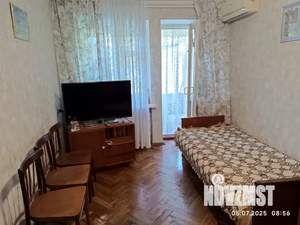 1-к квартира, посуточно, 32м2, 3/3 этаж