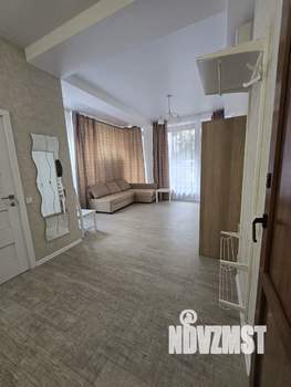 Студия квартира, посуточно, 30м2, 1/7 этаж