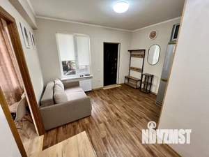 1-к квартира, посуточно, 38м2, 1/2 этаж