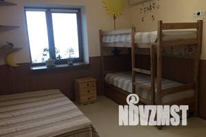 2-к квартира, посуточно, 50м2, 1/2 этаж