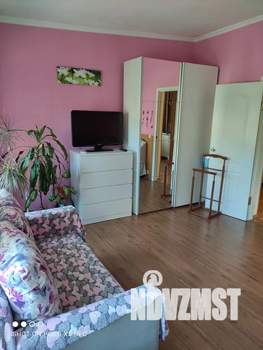 1-к квартира, посуточно, 32м2, 2/2 этаж