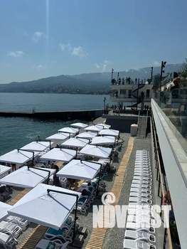 Студия квартира, посуточно, 40м2, 1/10 этаж