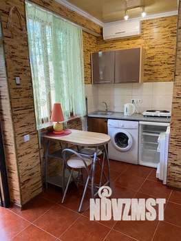 1-к квартира, посуточно, 17м2, 1/1 этаж