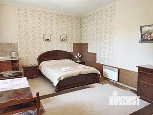 Студия квартира, посуточно, 30м2, 1/3 этаж