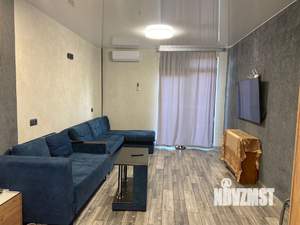 Студия квартира, посуточно, 35м2, 2/3 этаж