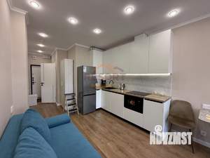 Студия квартира, посуточно, 35м2, 5/8 этаж