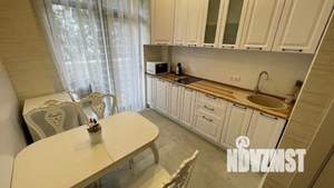 2-к квартира, посуточно, 50м2, 1/1 этаж