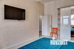 1-к квартира, посуточно, 100м2, 1/1 этаж