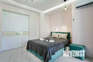 1-к квартира, посуточно, 50м2, 7/19 этаж