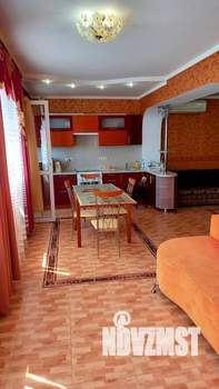 3-к квартира, на длительный срок, 130м2, 3/5 этаж