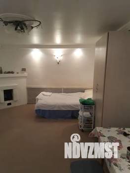 1-к квартира, посуточно, 40м2, 1/2 этаж