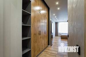 1-к квартира, посуточно, 35м2, 7/18 этаж