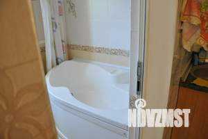 2-к квартира, посуточно, 50м2, 1/2 этаж