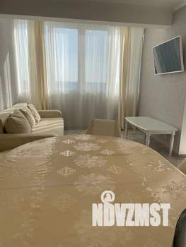 Студия квартира, посуточно, 47м2, 3/7 этаж