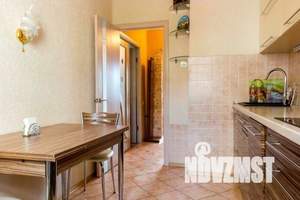 3-к квартира, посуточно, 76м2, 3/5 этаж