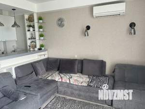 Студия квартира, посуточно, 35м2, 2/6 этаж