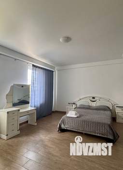 3-к квартира, посуточно, 60м2, 2/3 этаж