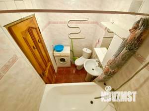 2-к квартира, посуточно, 70м2, 1/4 этаж