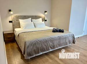 Студия квартира, посуточно, 42м2, 4/7 этаж