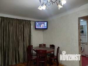 3-к квартира, посуточно, 55м2, 1/1 этаж