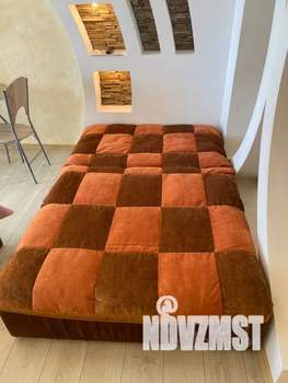 Студия квартира, посуточно, 28м2, 3/6 этаж