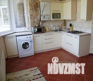 1-к квартира, посуточно, 55м2, 1/1 этаж