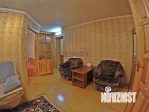 3-к квартира, посуточно, 55м2, 1/5 этаж