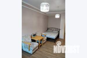 1-к квартира, посуточно, 40м2, 2/11 этаж