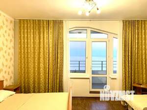 Студия квартира, посуточно, 40м2, 3/6 этаж