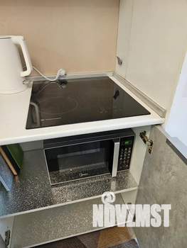 Студия квартира, посуточно, 40м2, 1/3 этаж