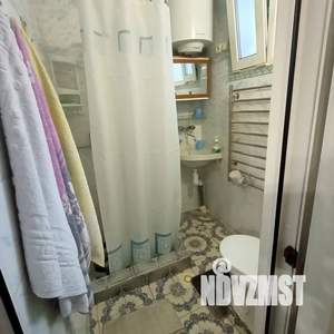1-к квартира, посуточно, 40м2, 1/2 этаж
