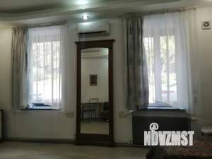 1-к квартира, посуточно, 40м2, 1/2 этаж