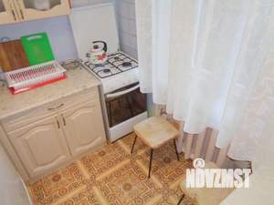 2-к квартира, посуточно, 50м2, 1/2 этаж