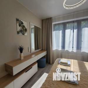 1-к квартира, посуточно, 42м2, 1/8 этаж