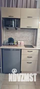 Студия квартира, посуточно, 33м2, 1/15 этаж