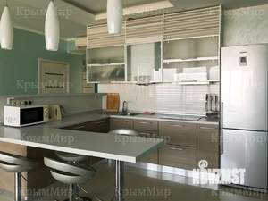 3-к квартира, посуточно, 102м2, 6/7 этаж