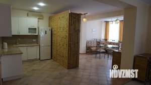 3-к квартира, посуточно, 120м2, 2/3 этаж
