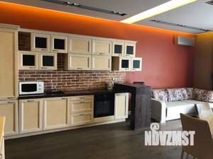 Студия квартира, посуточно, 45м2, 2/9 этаж