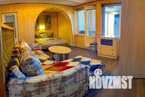 2-к квартира, посуточно, 43м2, 4/4 этаж