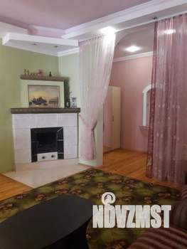 1-к квартира, посуточно, 43м2, 1/2 этаж