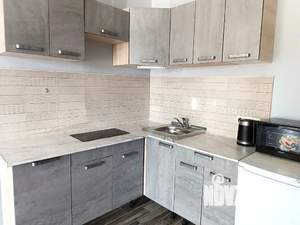 Студия квартира, посуточно, 42м2, 1/8 этаж